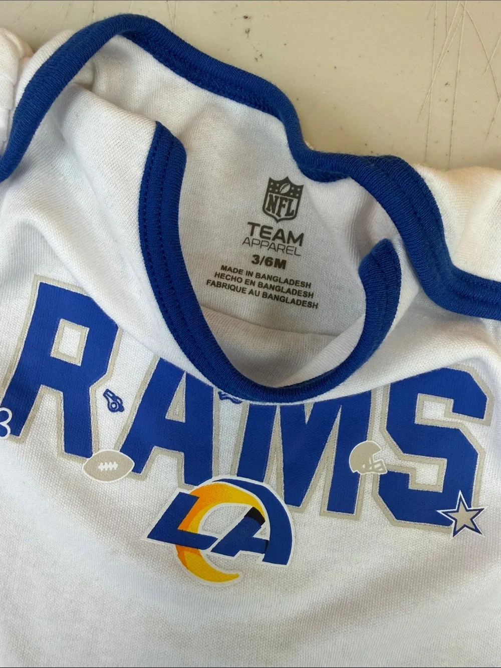 Los Angeles Rams size 3-6 months White & Royal Blue Baby One-Piece Bodysuit